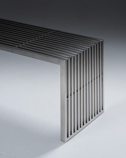 BANC EN ACIER INOXYDABLE MODERNISTE