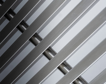 BANC EN ACIER INOXYDABLE MODERNISTE