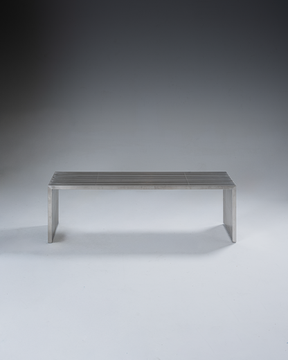 BANC EN ACIER INOXYDABLE MODERNISTE
