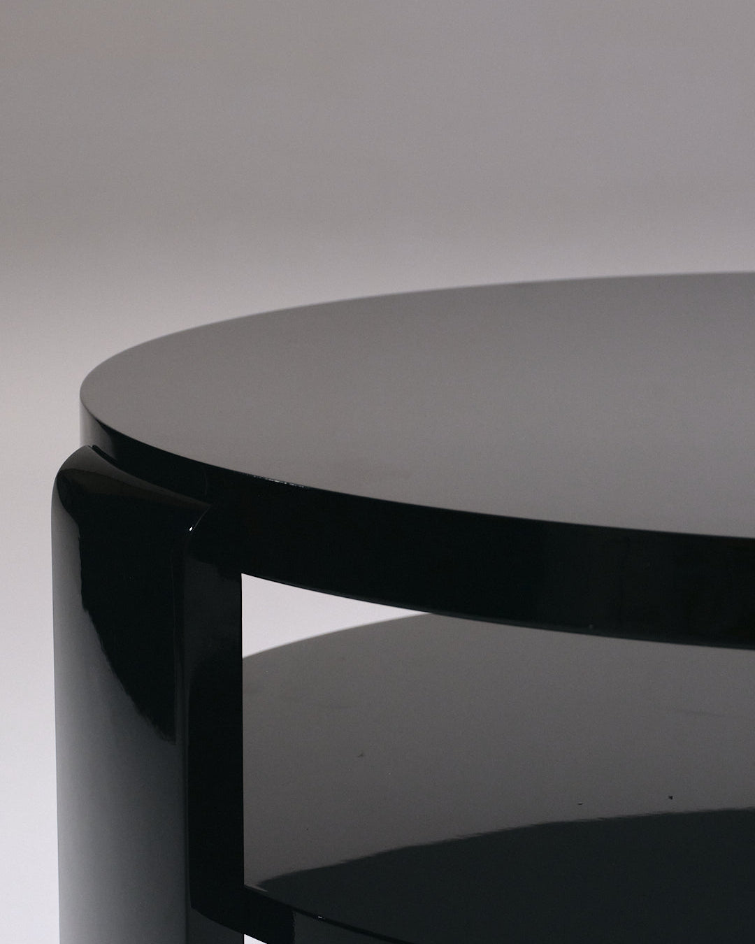 SPINA COFFEE TABLE, BLACK LACQUERED WOOD 