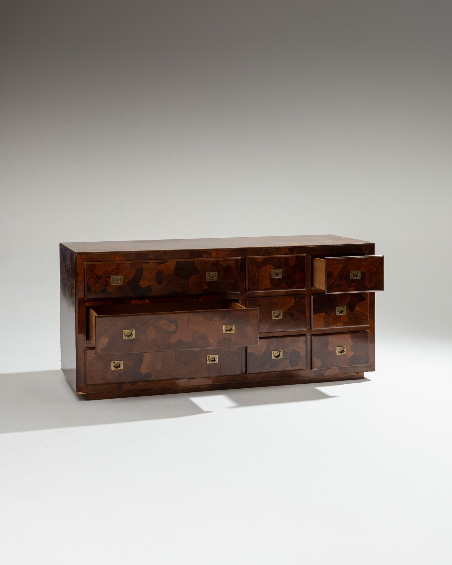 OLIVE WOOD VENEER SIDEBOARD, 1950S