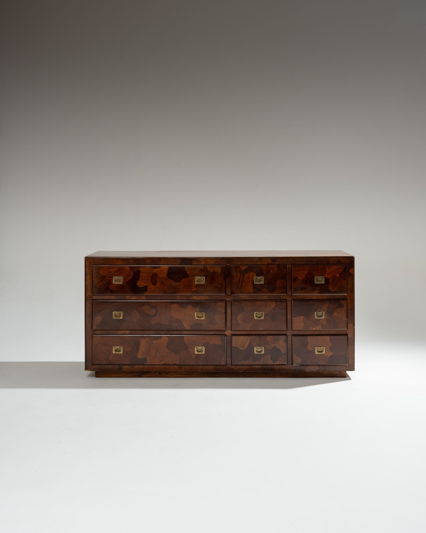 OLIVE WOOD VENEER SIDEBOARD, 1950S