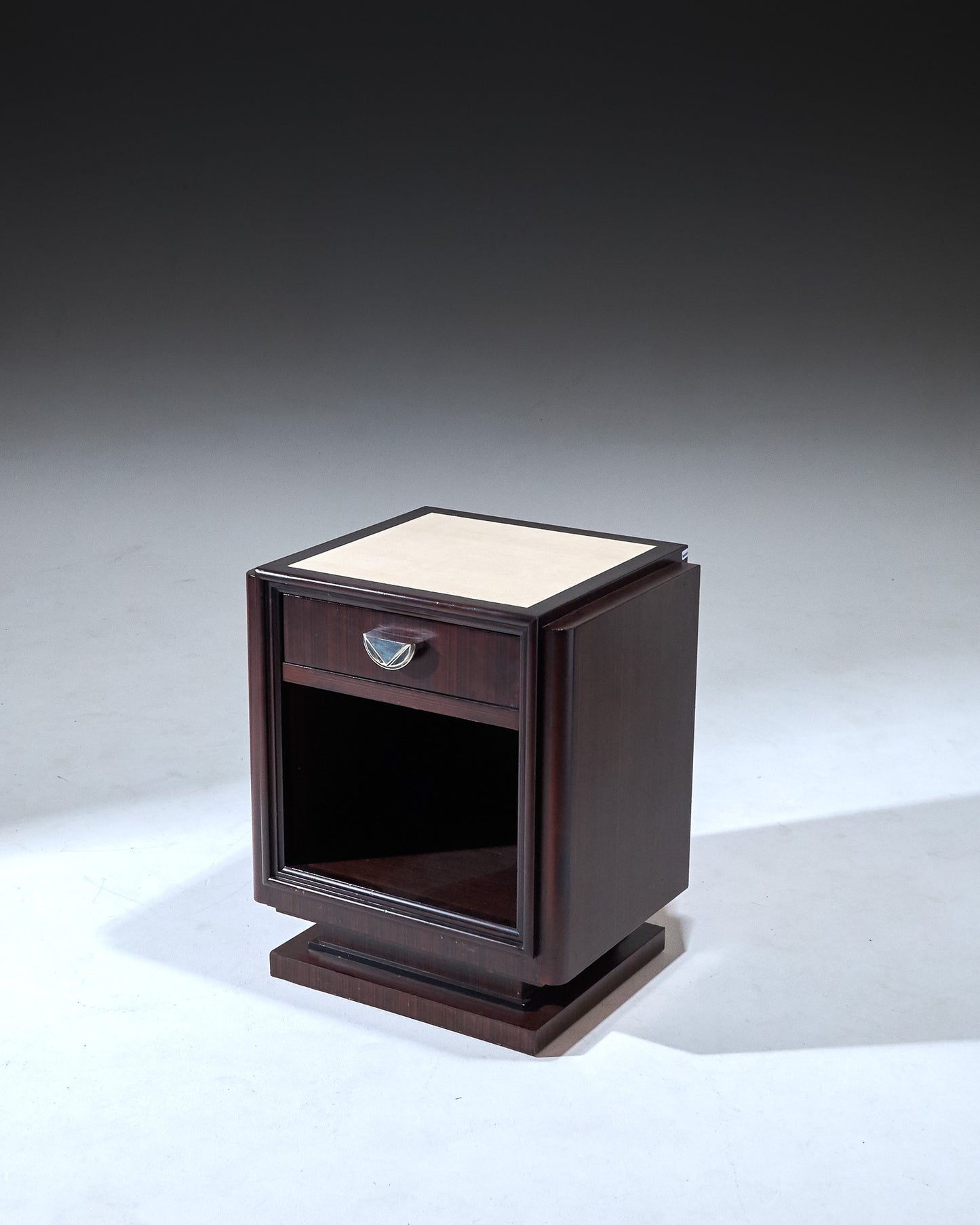 PAIR OF WOODEN BEDSIDE TABLES, 1930s