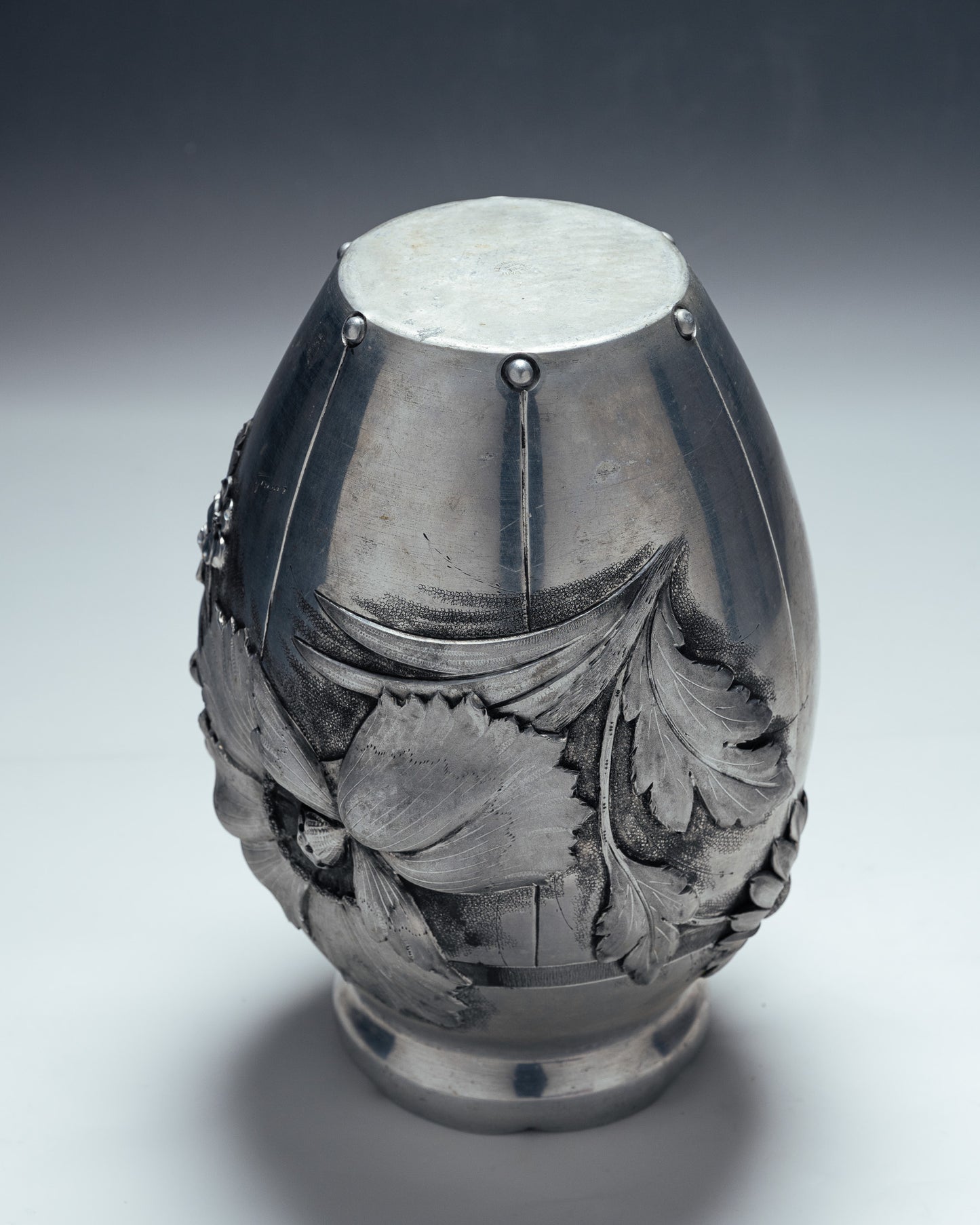 ART NOUVEAU FLORAL VASE, 1920s