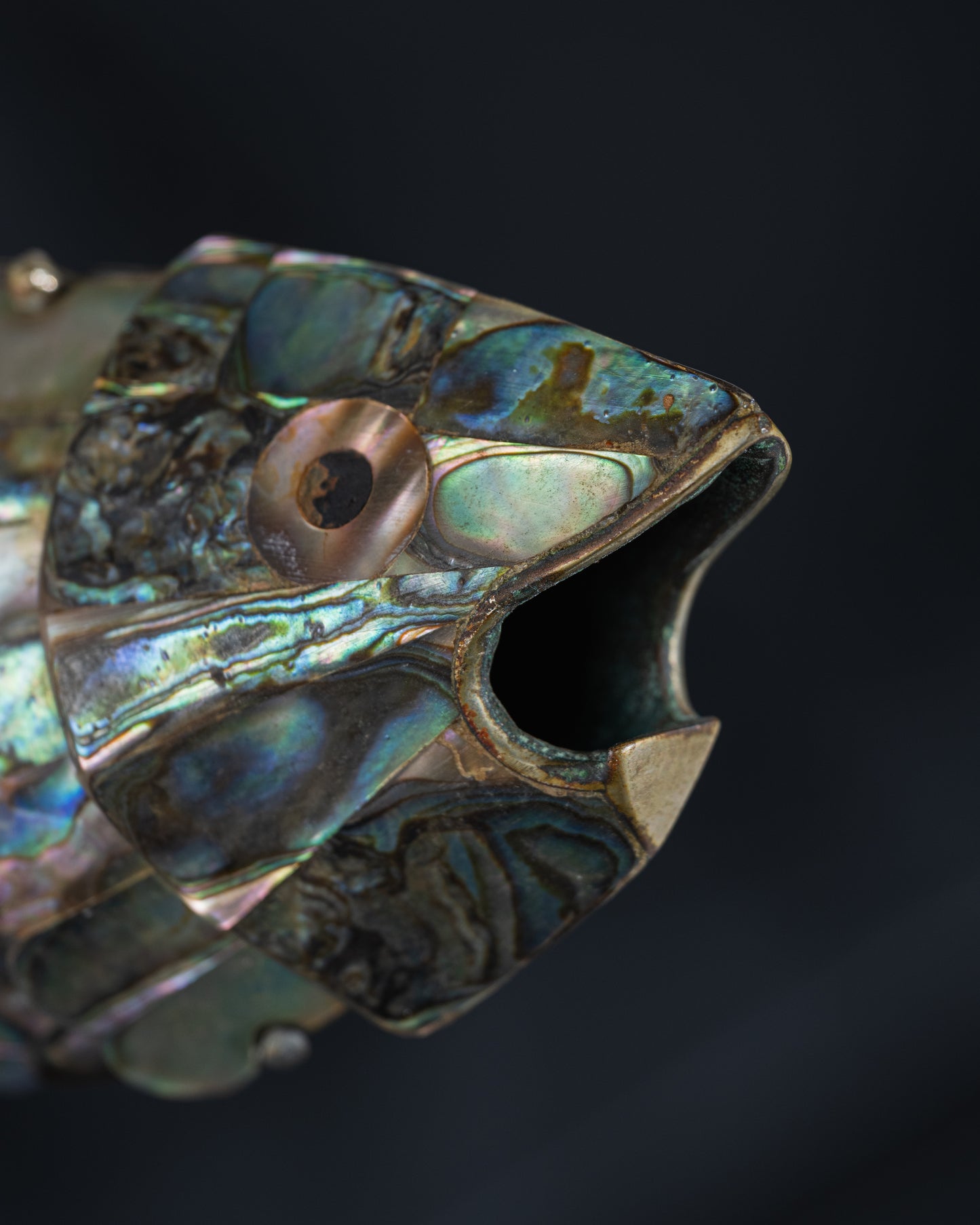 BOTTLE OPENER IN MOTHER OF PEARL