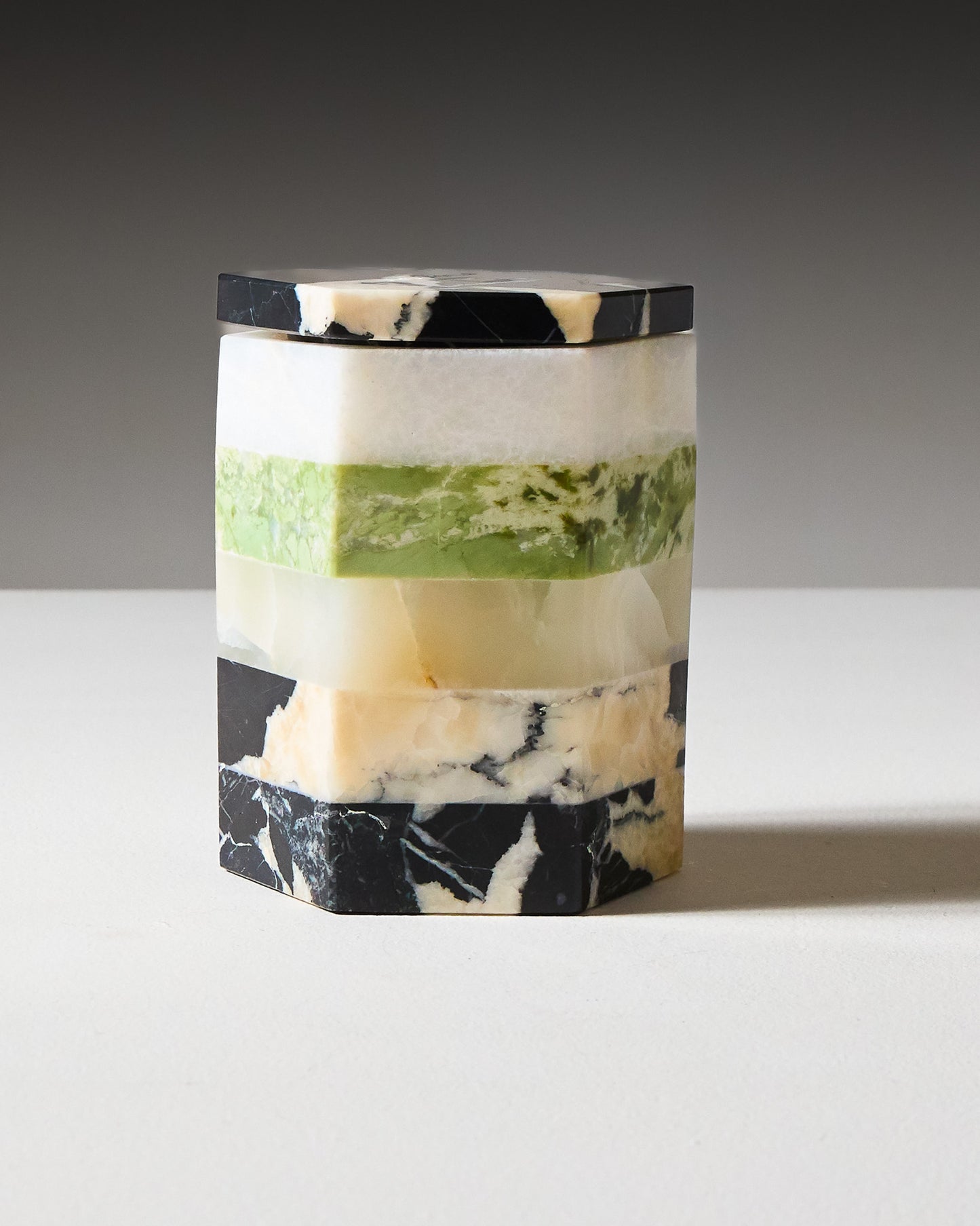 BOUGIE PARFUMÉE EN MARBRE ET ONYX BLANC ET VERT