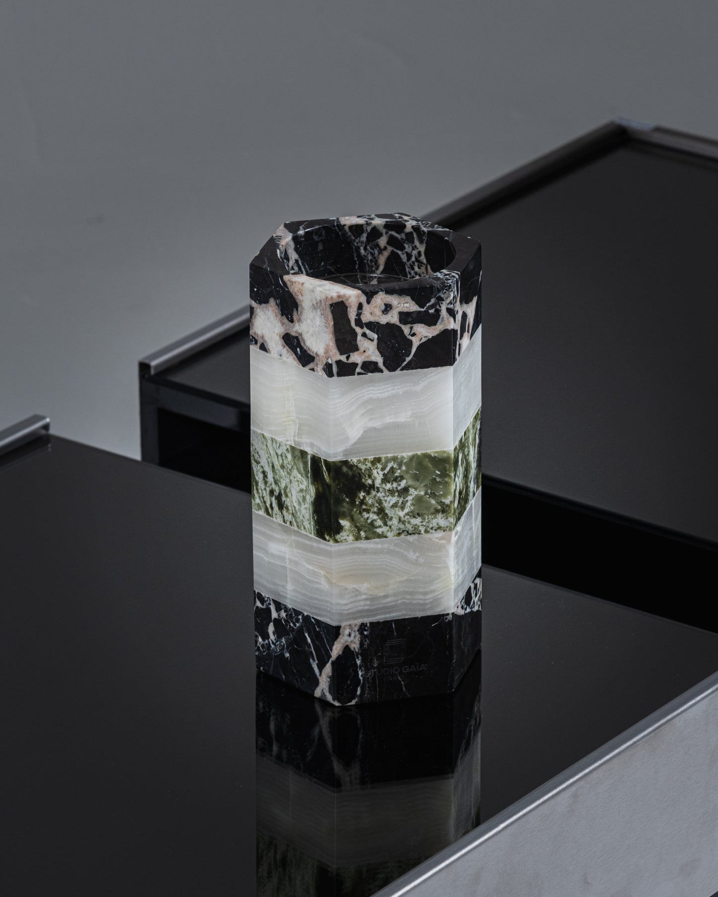 VASE EMMA EN MARBRE, ONYX BLANC ET VERT