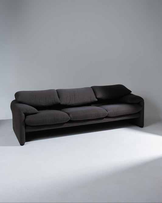 MARALUNGA GRAY SOFA, VICO MAGISTRETTI, 1970s