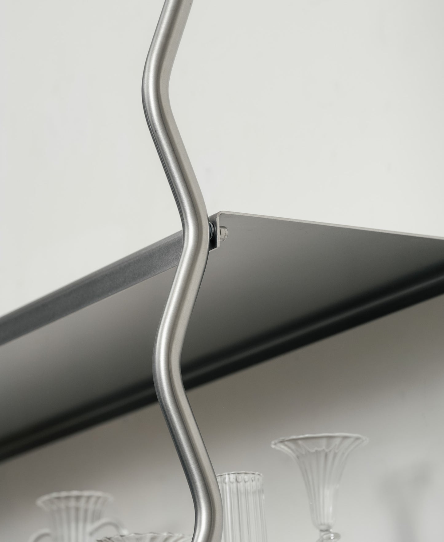 'WAVE' METAL SHELF