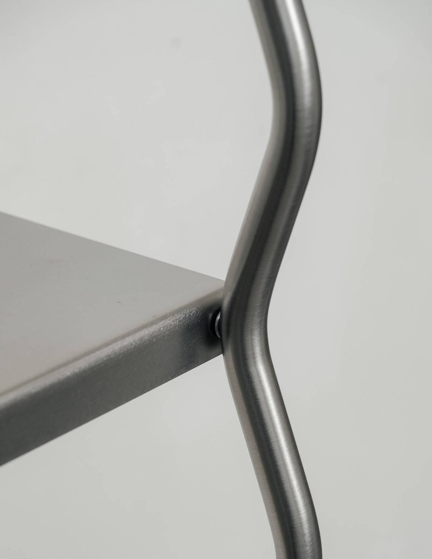 'WAVE' METAL SHELF