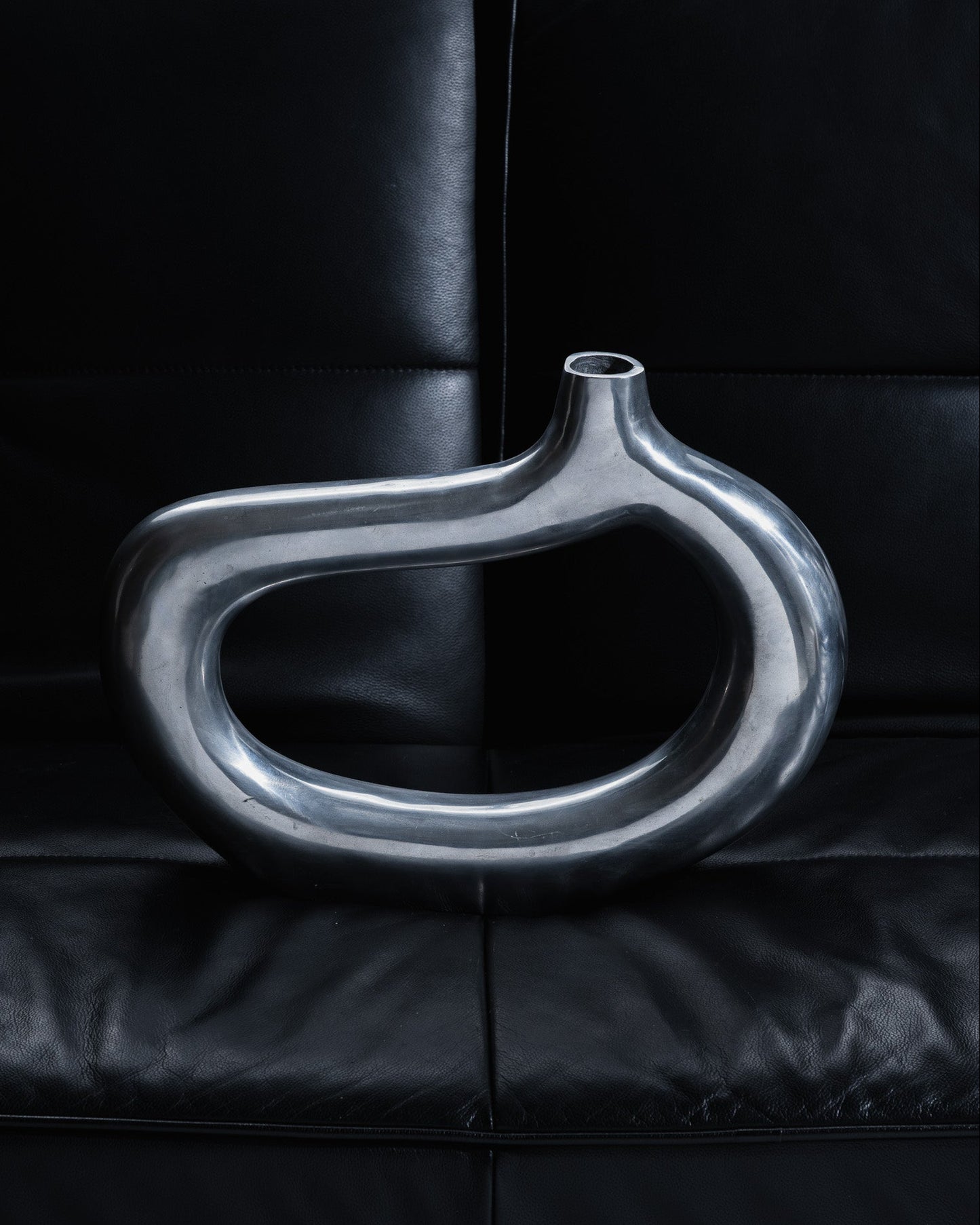 aluminum soliflore vase 