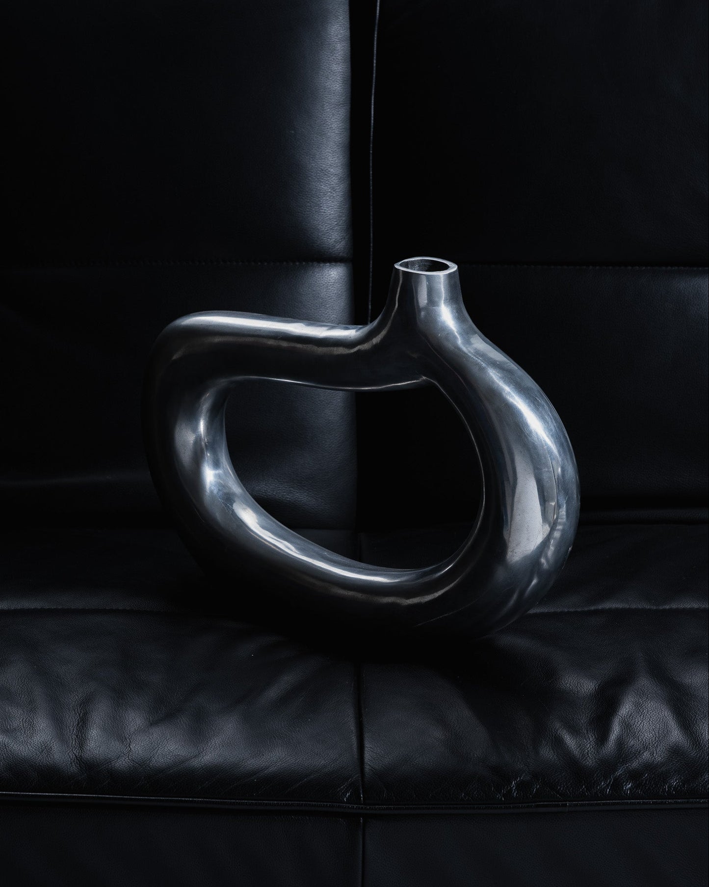 aluminum soliflore vase 