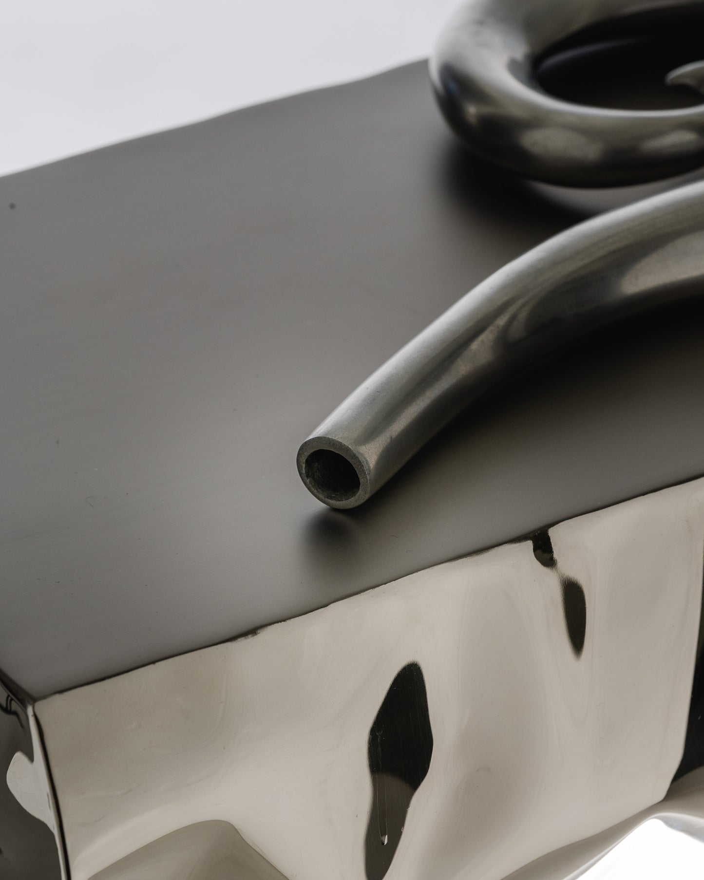 SOLIFLORE CURLY IN ALUMINUM, 1980s