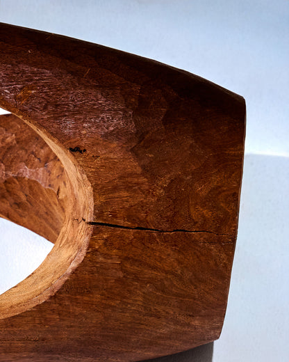 TABOURET TRIPODE EN BOIS