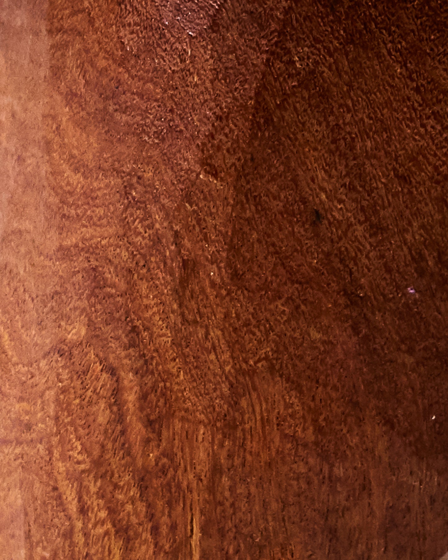 TABOURET TRIPODE EN BOIS