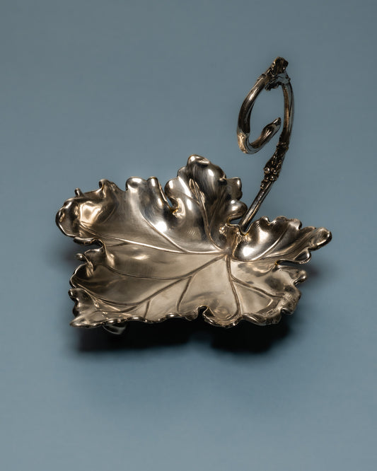 VIDE-POCHE FEUILLE EN METAL ARGENTÉ, 1950s