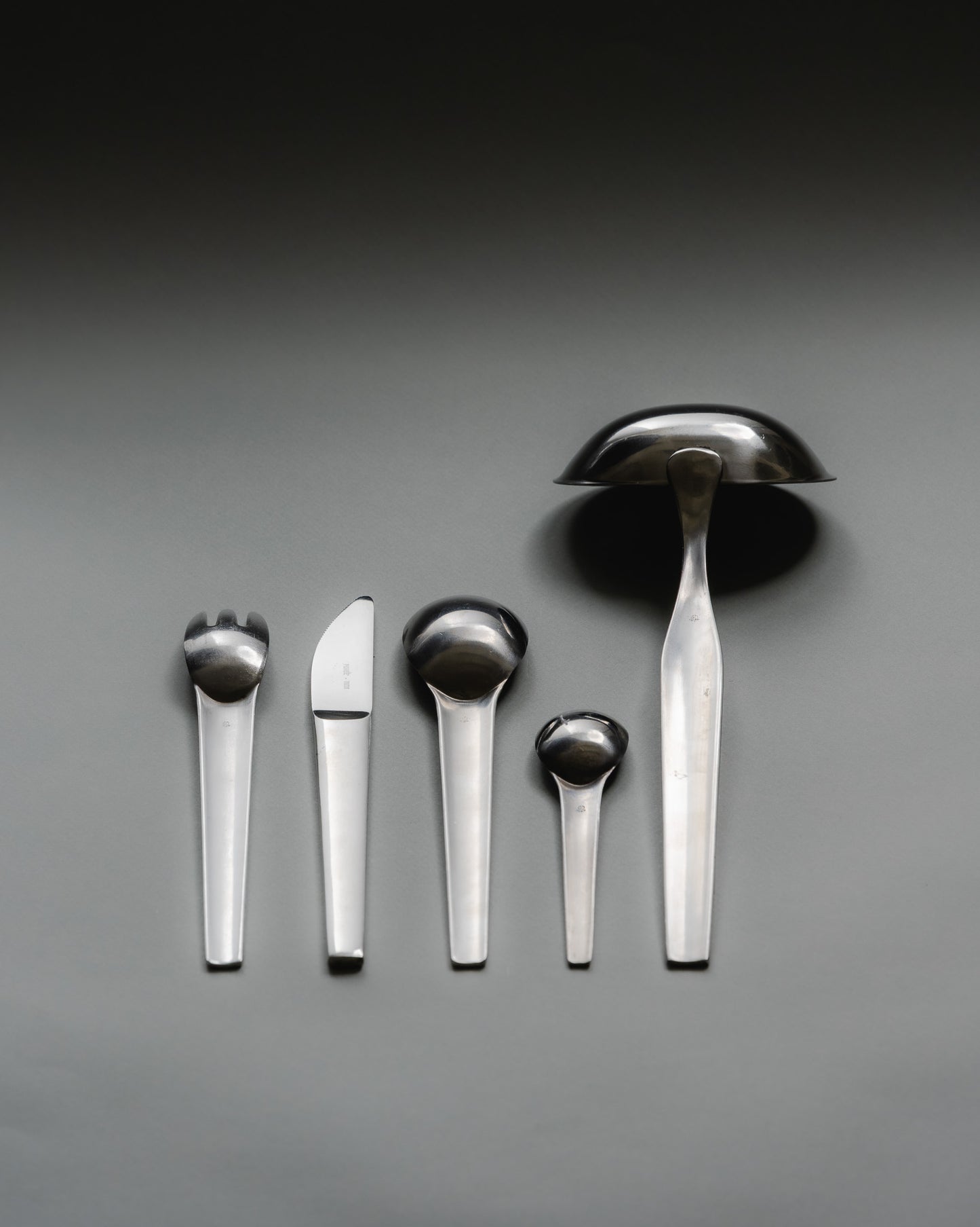 Guy Degrenne stainless steel cutlery set, 1980s