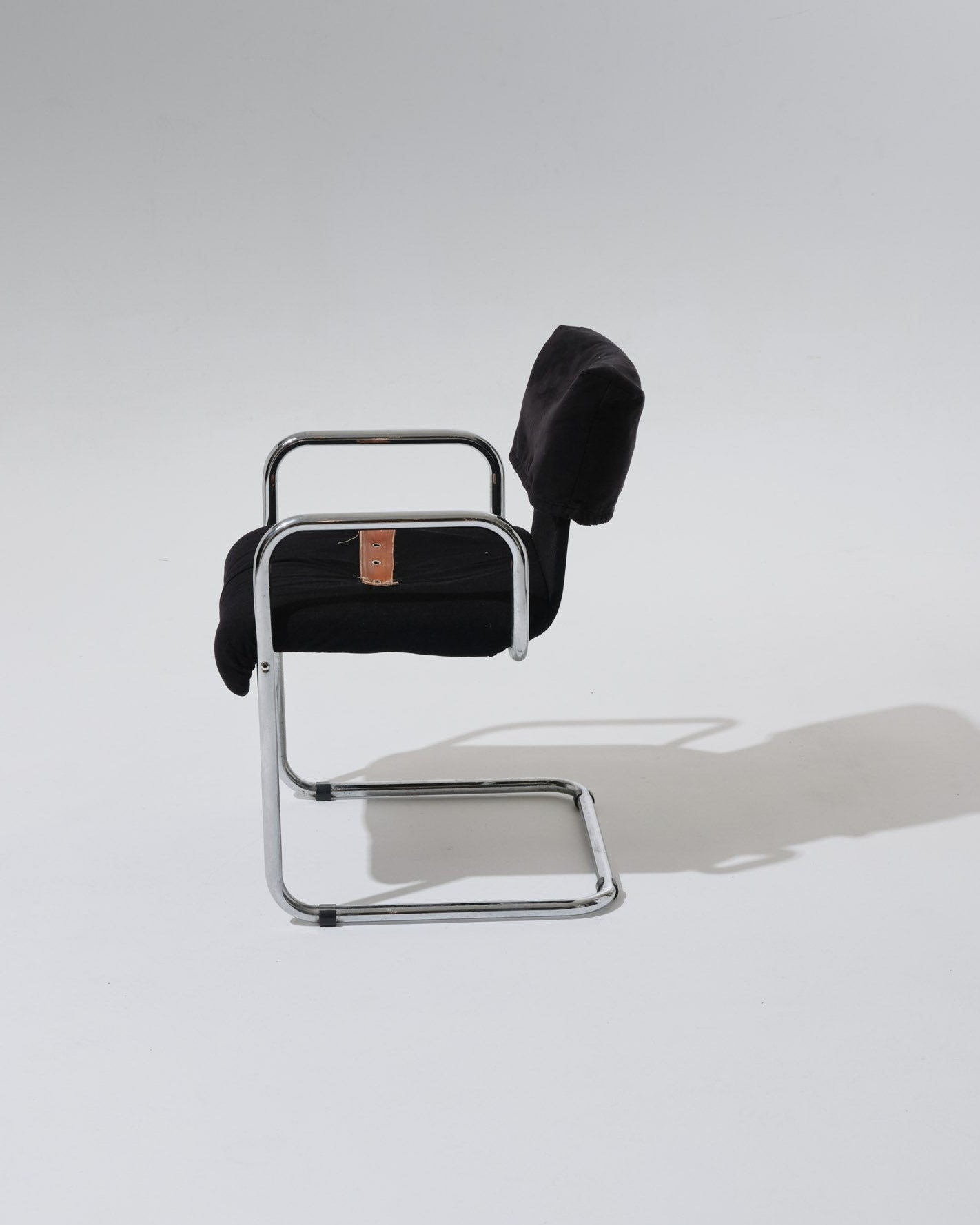 CHAISE EN VELOURS ET METAL, GUIDO FALESCHINI, 1970s