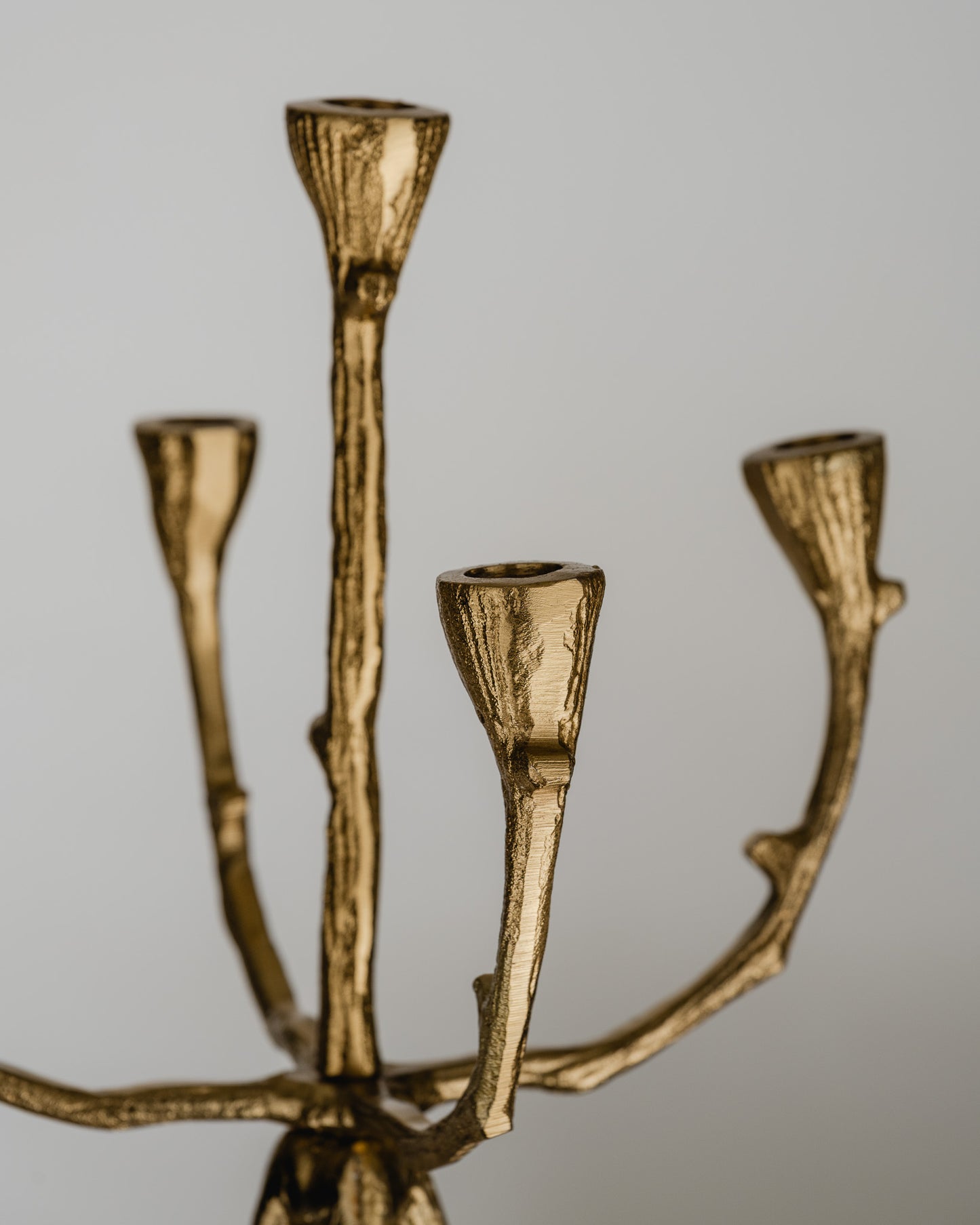 5-LIGHT BRUTALIST GOLD-PLATED METAL CHANDELIER, 1970s 