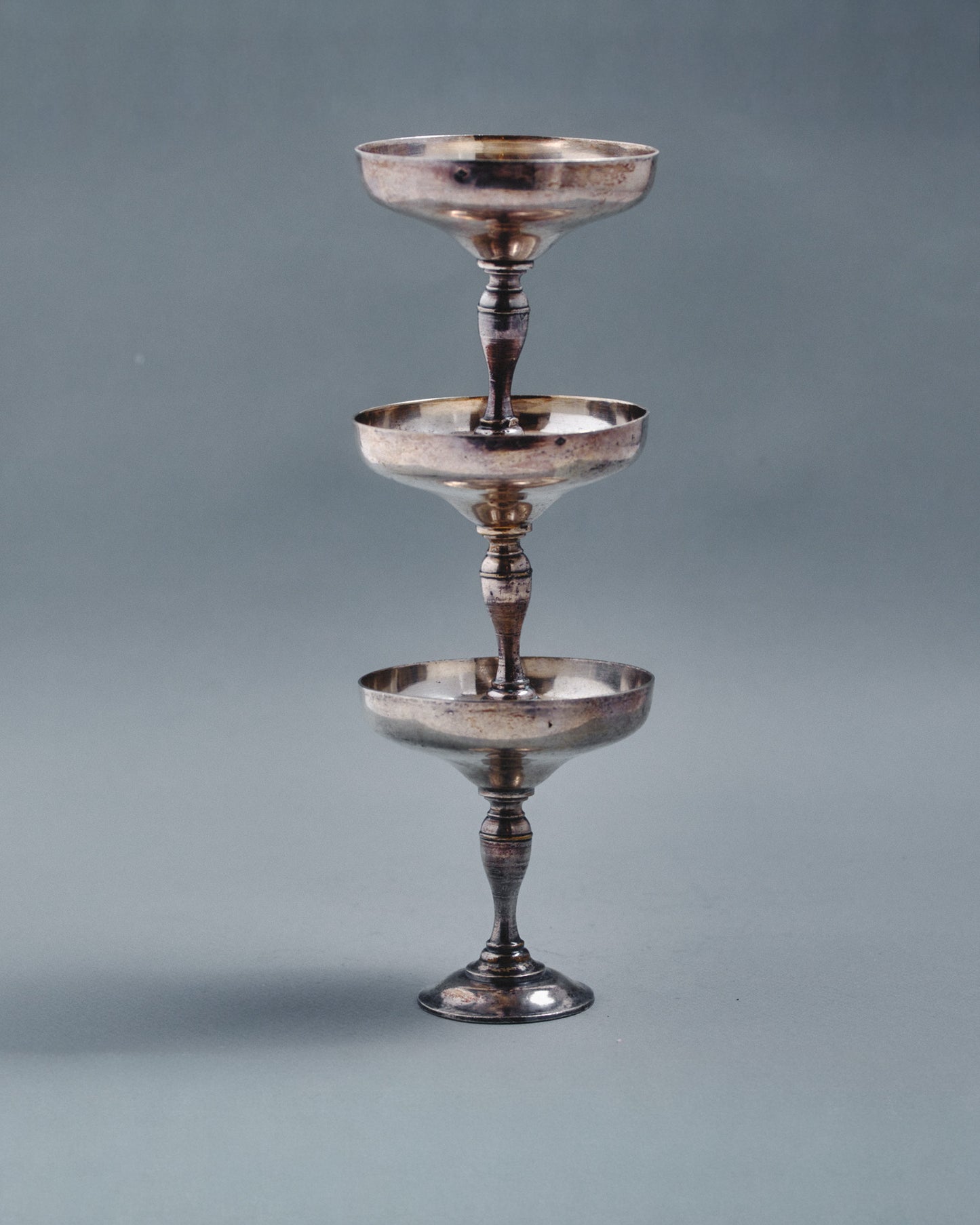 SET OF 6 SILVER-PLATED METAL CHAMPAGNE GLASSES