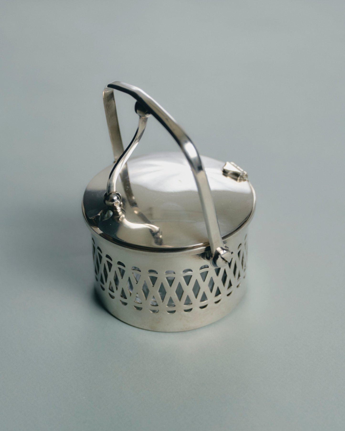 POT DE SERVICE EN MÉTAL ARGENTÉ, 1950s