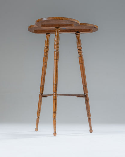 GUÉRIDON TRIPODE TRÈFLE ART NOUVEAU, CIRCA 1910s