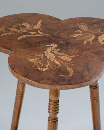 GUÉRIDON TRIPODE TRÈFLE ART NOUVEAU, CIRCA 1910s