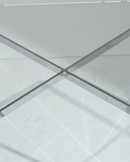 Barcelona coffee table, Ludwig Mies van der Rohe, 1920s 