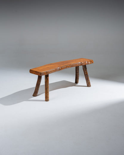 WOODEN BENCH