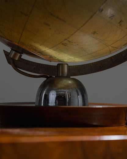 LUMINOUS EARTH GLOBE