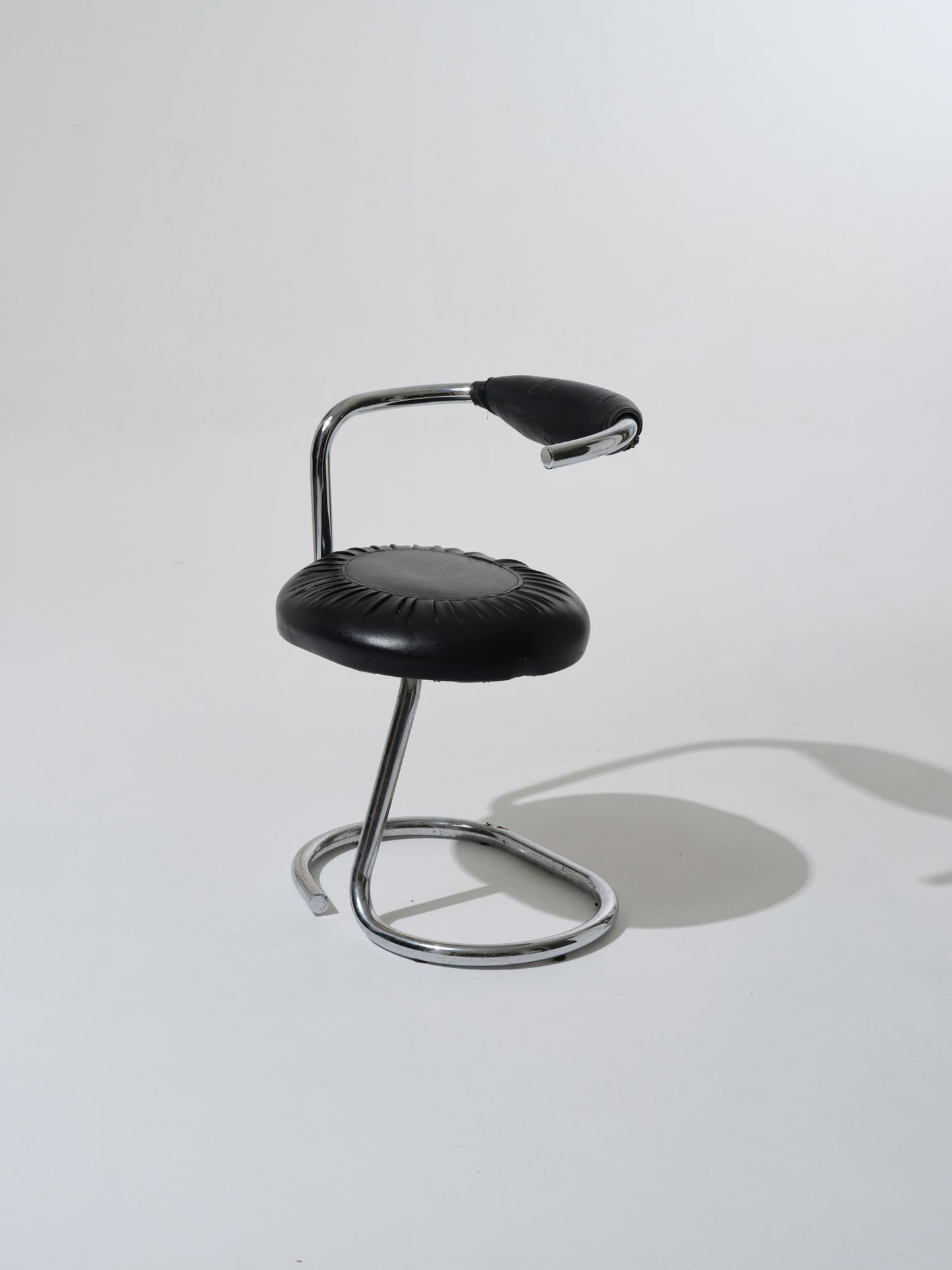 COBRA CHAIR, GIOTTO STOPPINO, 1970s