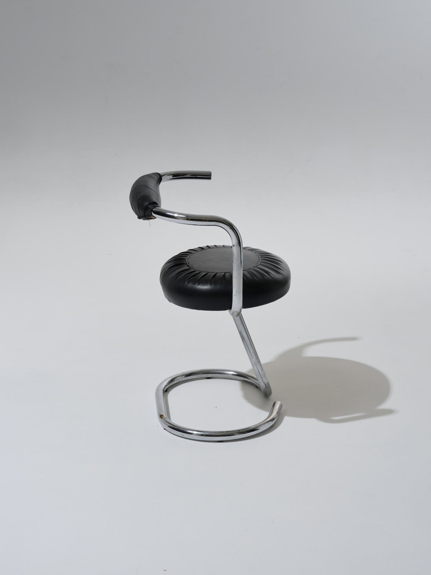 COBRA CHAIR, GIOTTO STOPPINO, 1970s