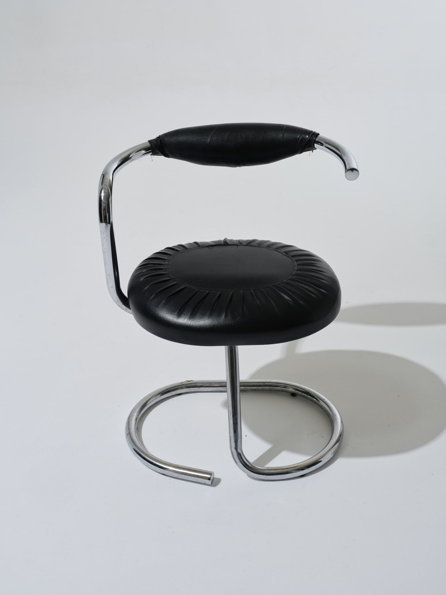 COBRA CHAIR, GIOTTO STOPPINO, 1970s