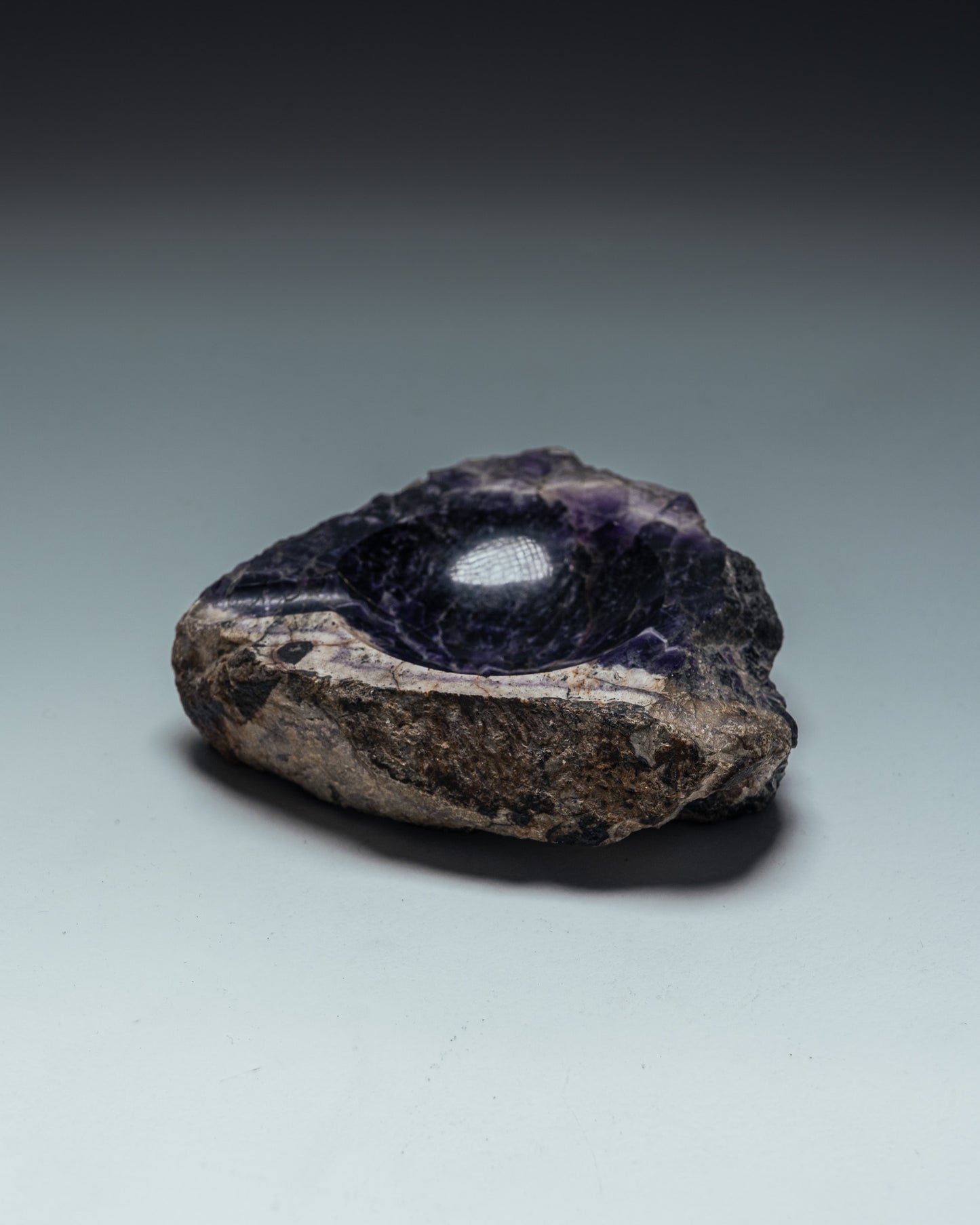 CENDRIER EN AMÉTHYSTE