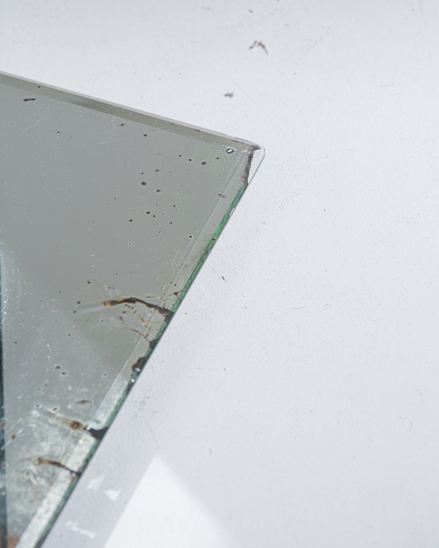 WOODEN AND MIRROR SIDE TABLE