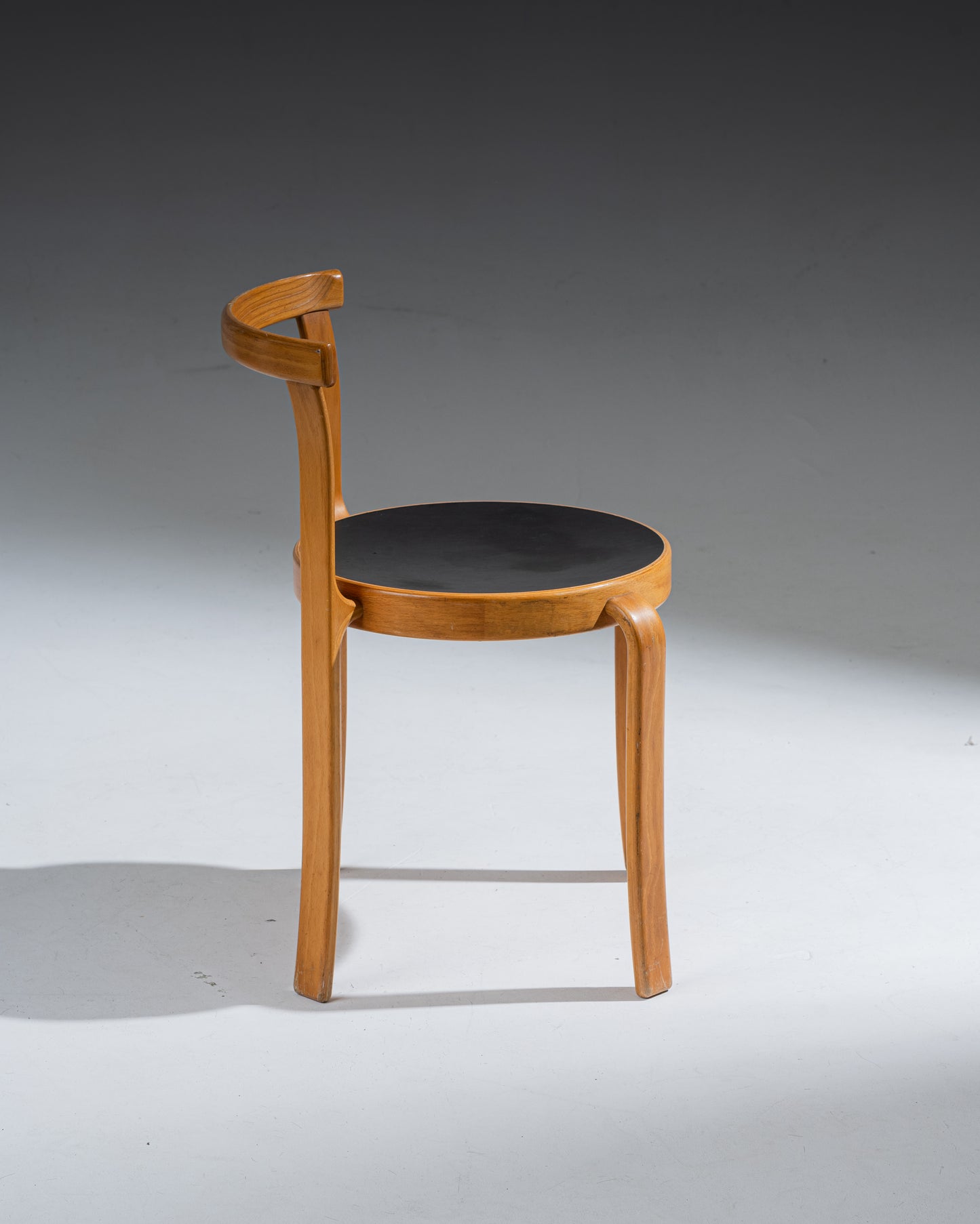 8000 SERIES CHAIR, MAGNUS OLESEN, 1980s