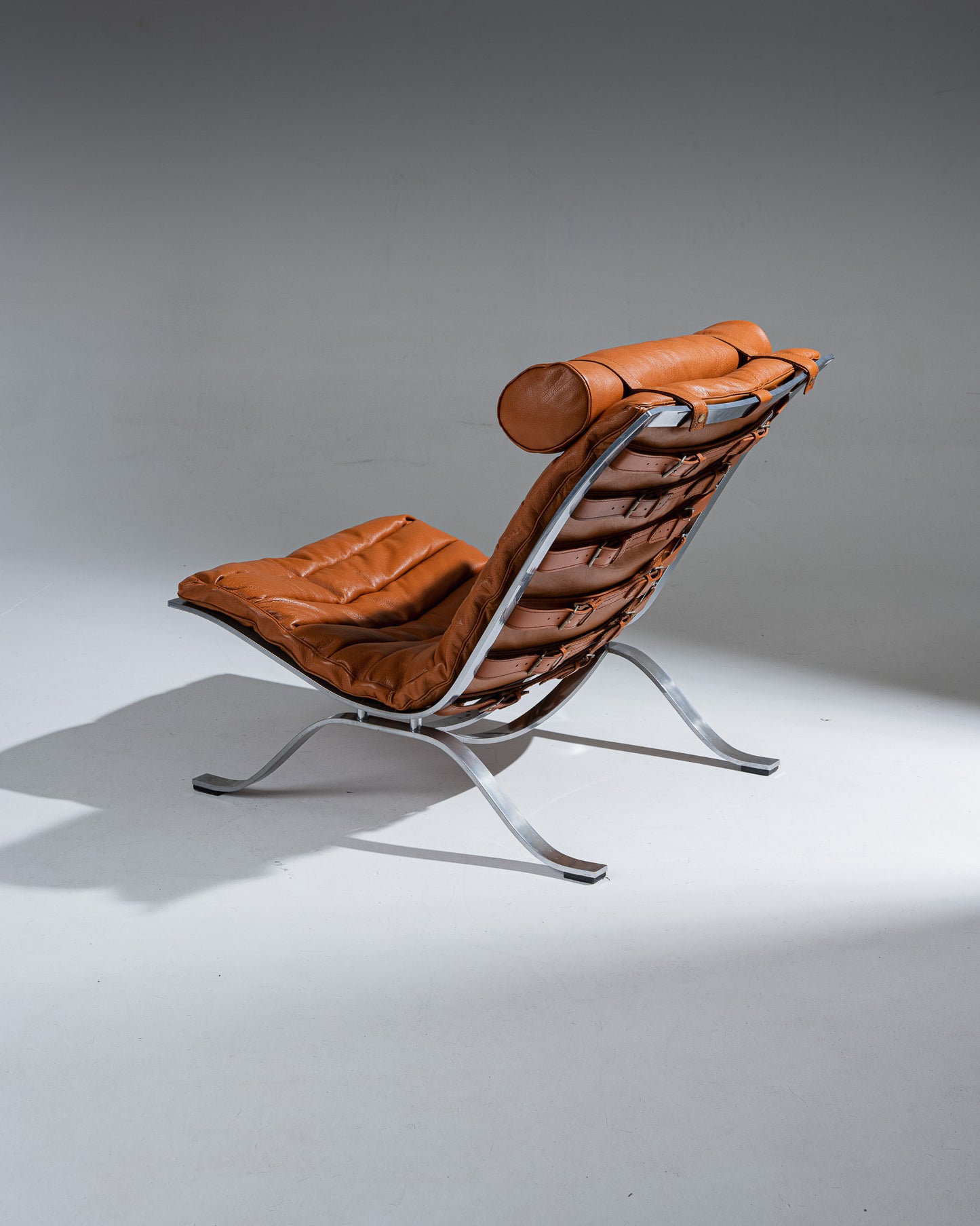 PAIRE DE CHAUFFEUSES ARI, ARNE NORELL, 1960s