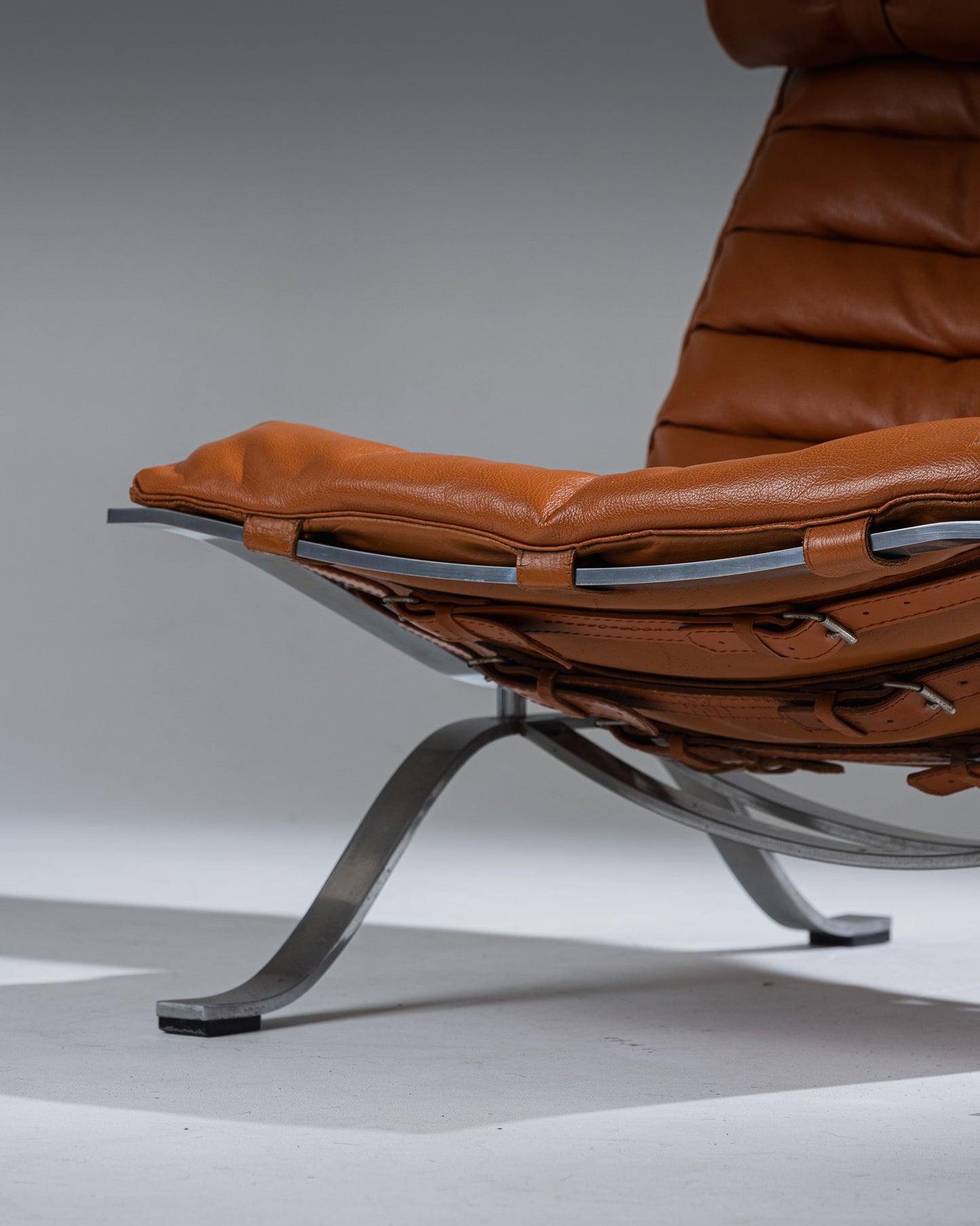 PAIRE DE CHAUFFEUSES ARI, ARNE NORELL, 1960s