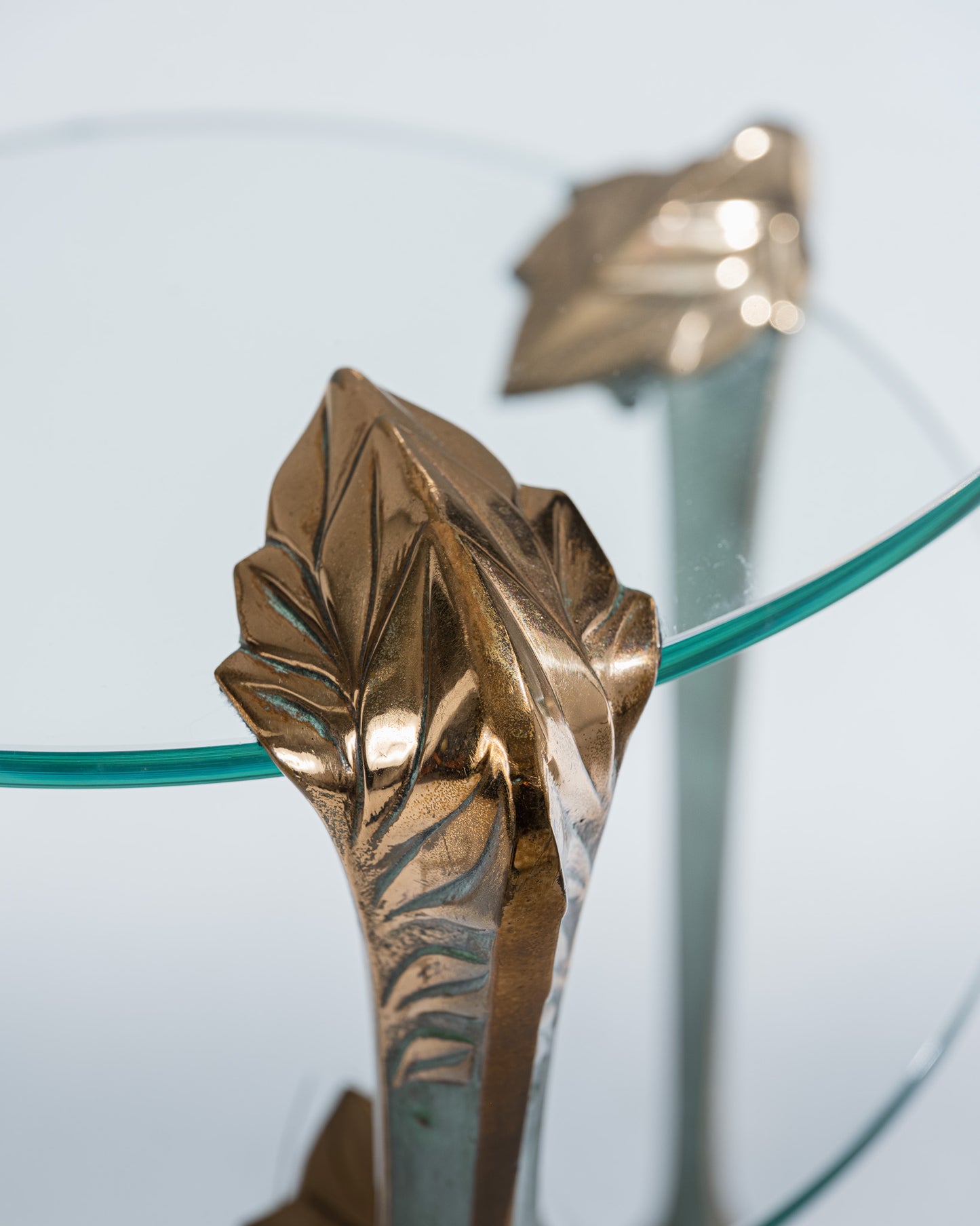 GUÉRIDON EN LAITON, ART DÉCO