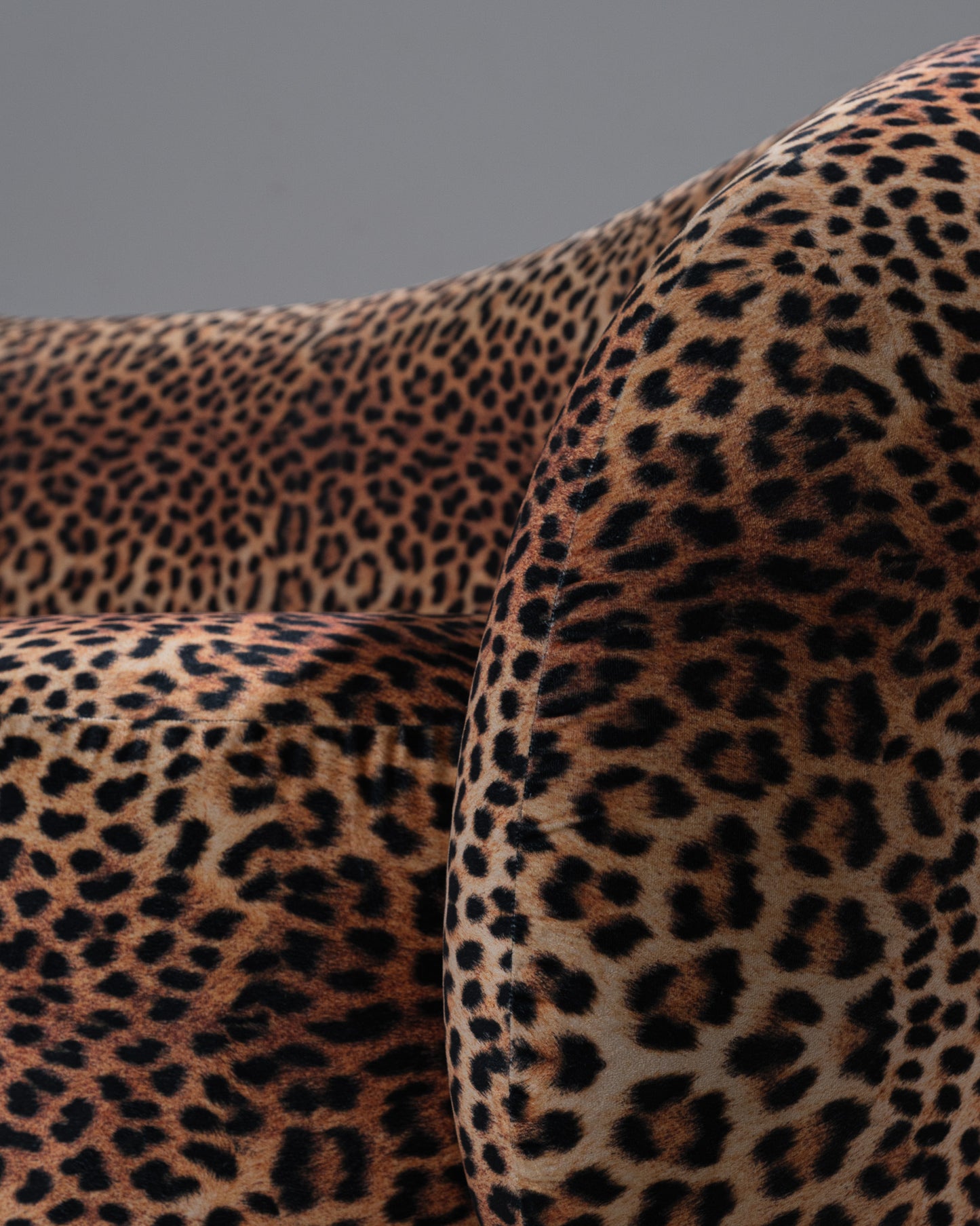 LEOPARD SOFA