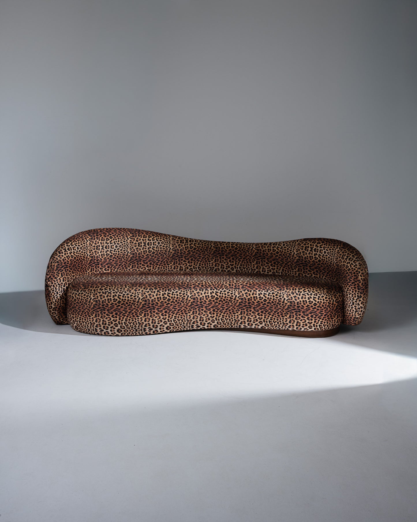 LEOPARD SOFA