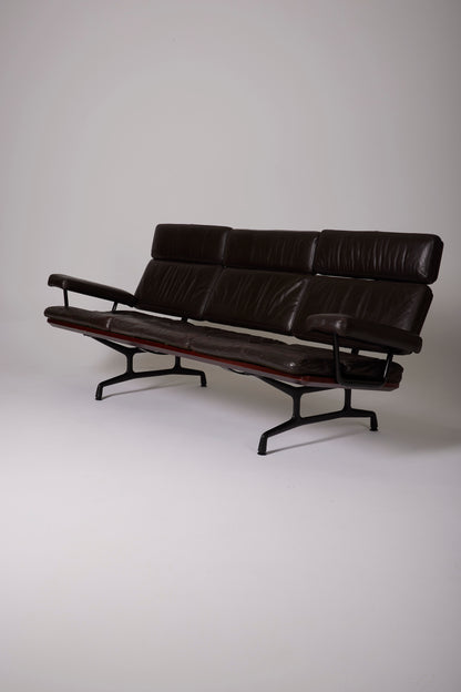 Charles and Ray Eames Sofa, anni '80