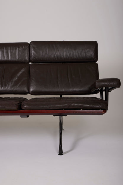 Charles and Ray Eames Sofa, anni '80