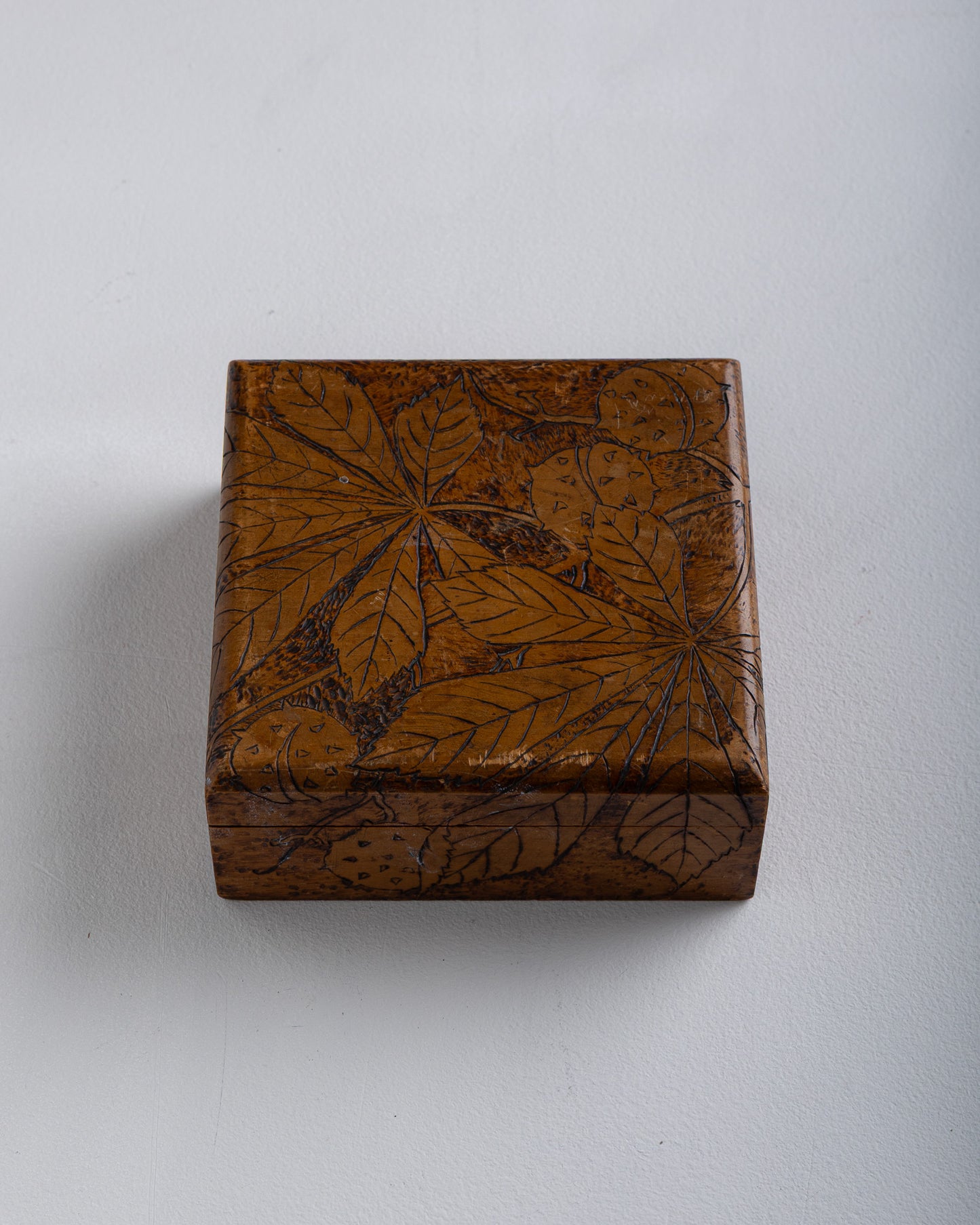 DECORATIVE WOODEN BOX, ART DECO, 1930s