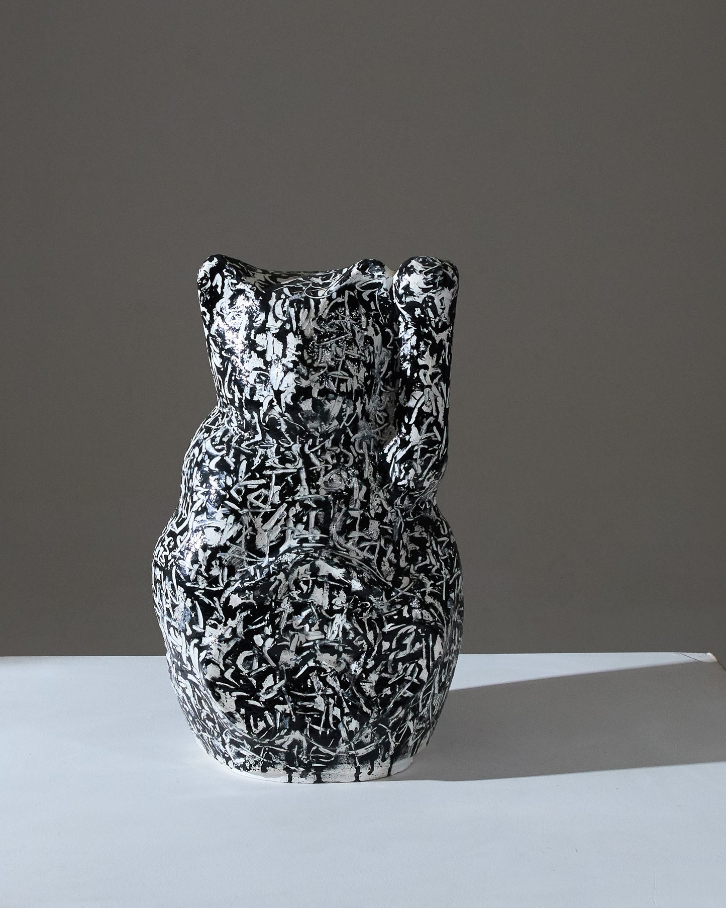 CAT SCULPTURE, TANC