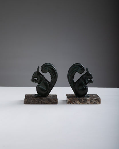 PAIR OF SQUIRREL BOOKENDS, 1930s