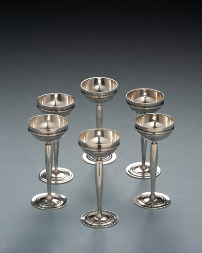 SET DE 6 COQUETIERS ART DÉCO EN MÉTAL ARGENTÉ, 1930s