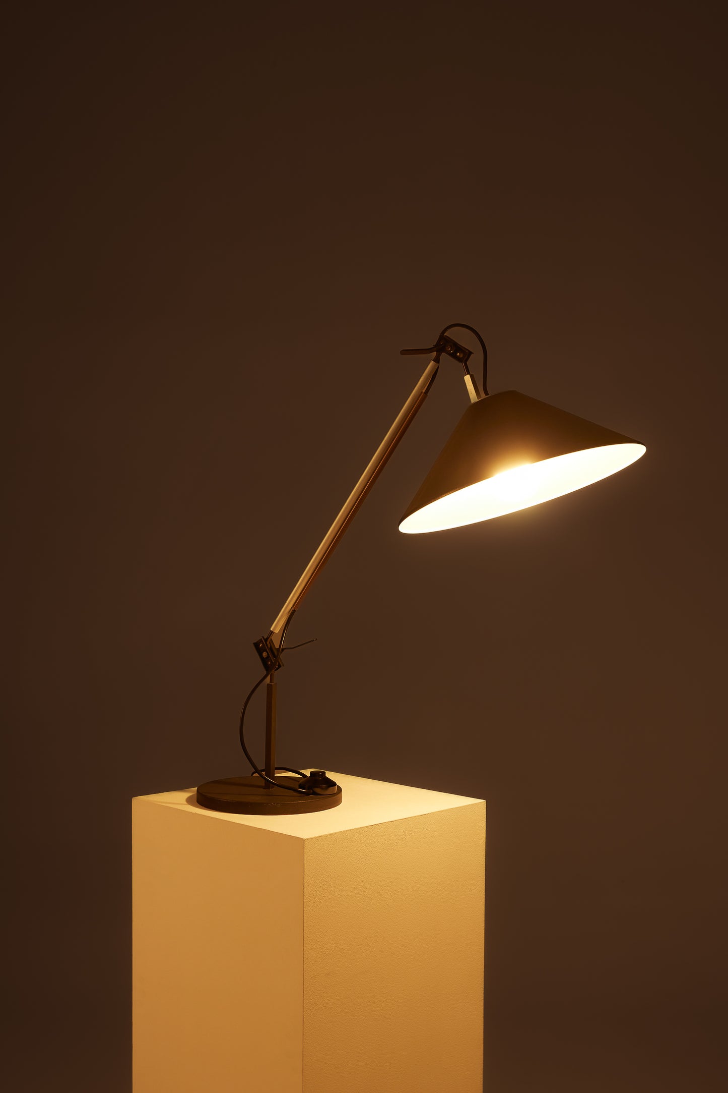 ENZO MARI AND GIANCARLO FASSINA LAMP, 1970s