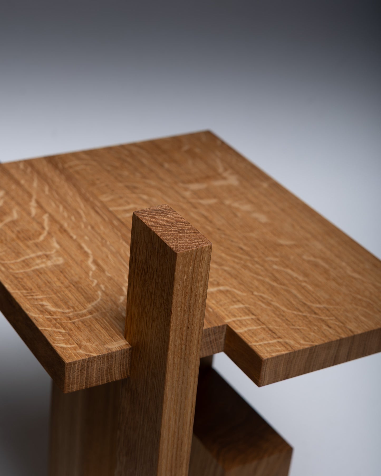 Oak Stool S4-02