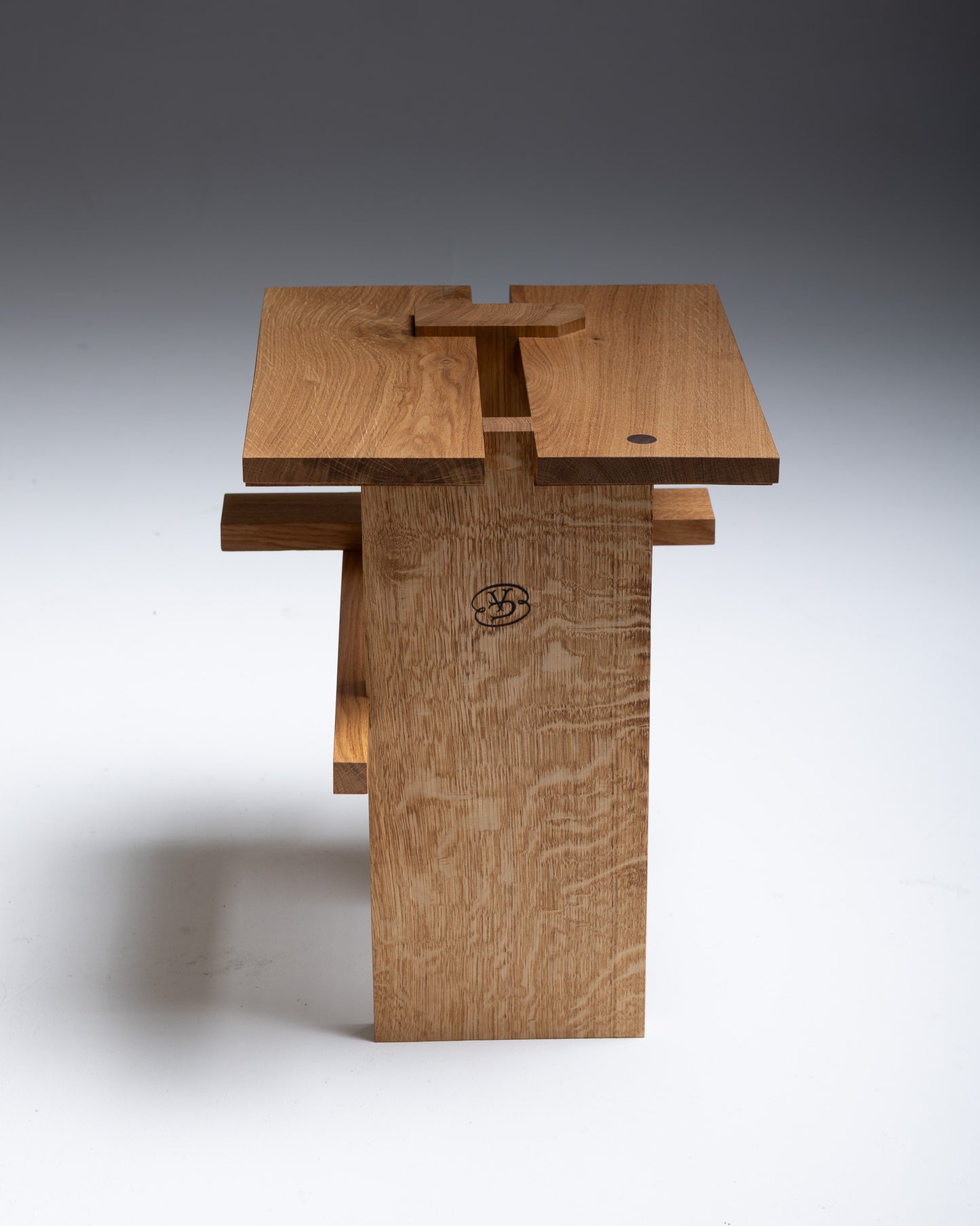 Oak Stool S4-03